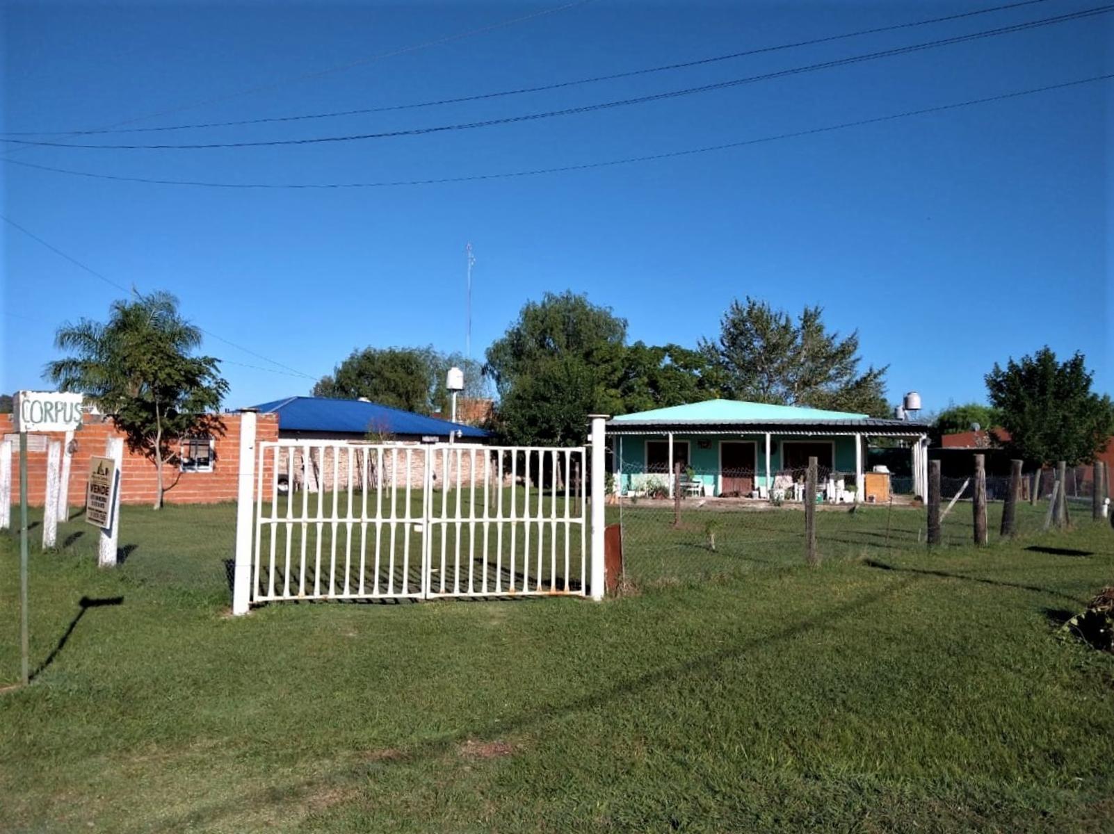 Venta. Casa Quinta estilo campo ubicada en Barrio cerrado sin expensas. Seguridad las 24Hs. Virrey del Pino Km 46. — foto 2