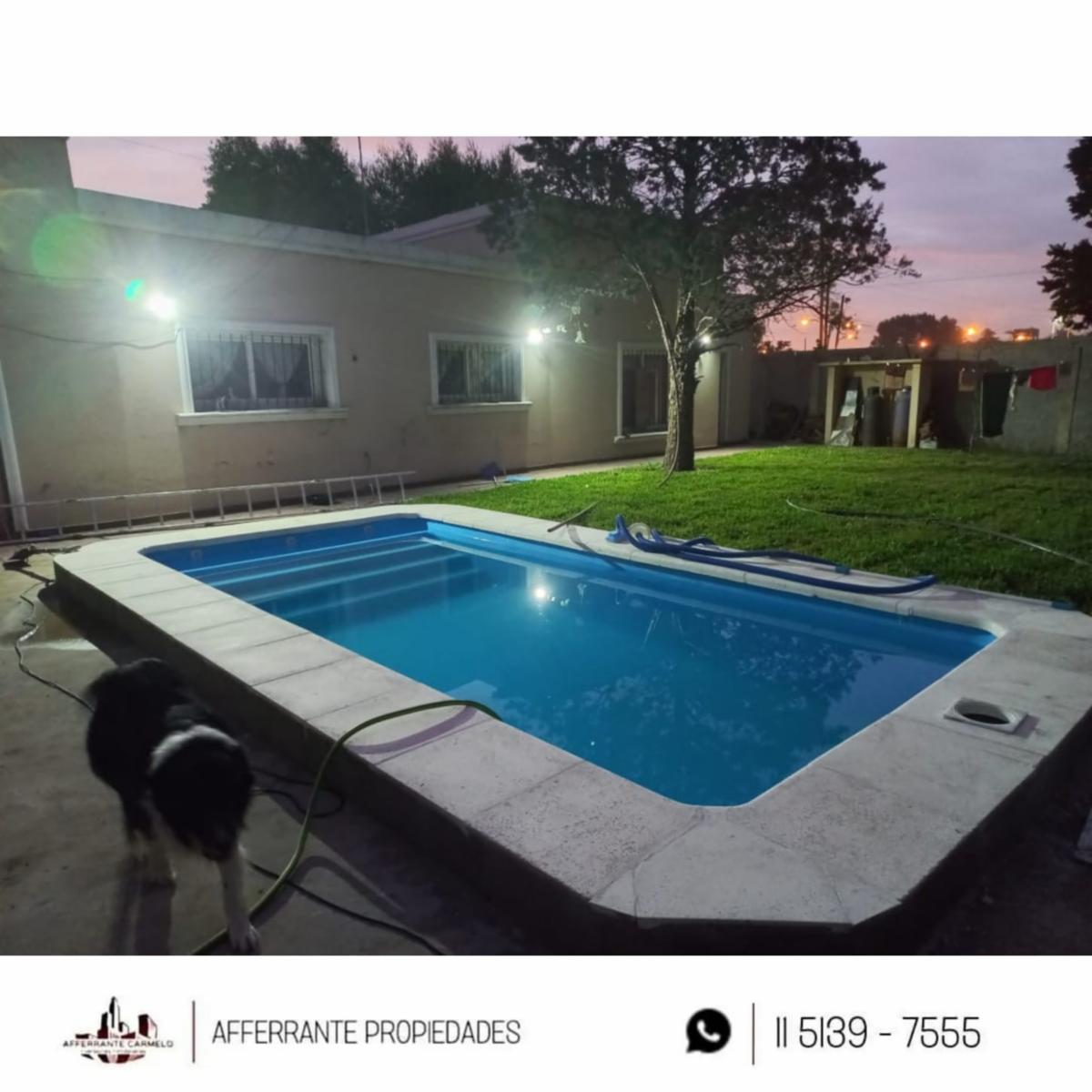 Alquiler Casa Quinta de 750 mts2 de terreno, una construcción de estilo minimalista, aire acondicionado en todos los ambientes y calefacción por losa radiante, totalmente equipada para pasar el día. - 2