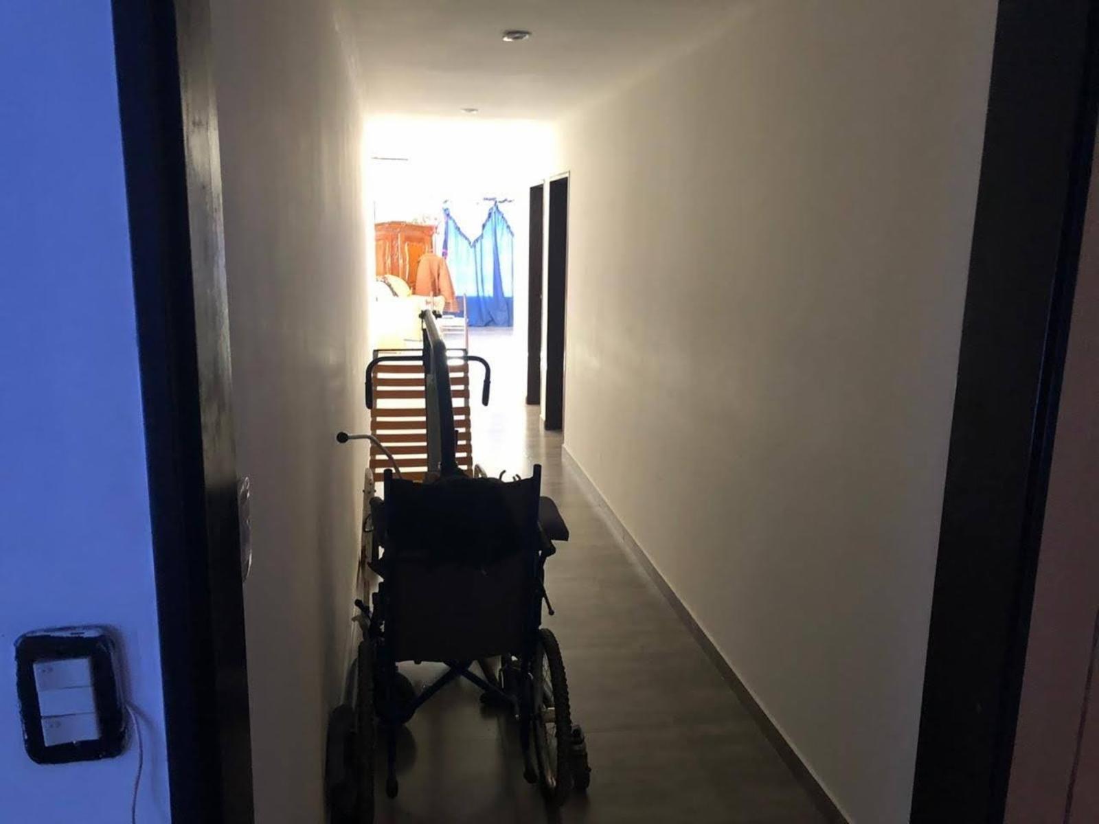 Alquiler Casa Quinta de 750 mts2 de terreno, una construcción de estilo minimalista, aire acondicionado en todos los ambientes y calefacción por losa radiante, totalmente equipada para pasar el día. - 17
