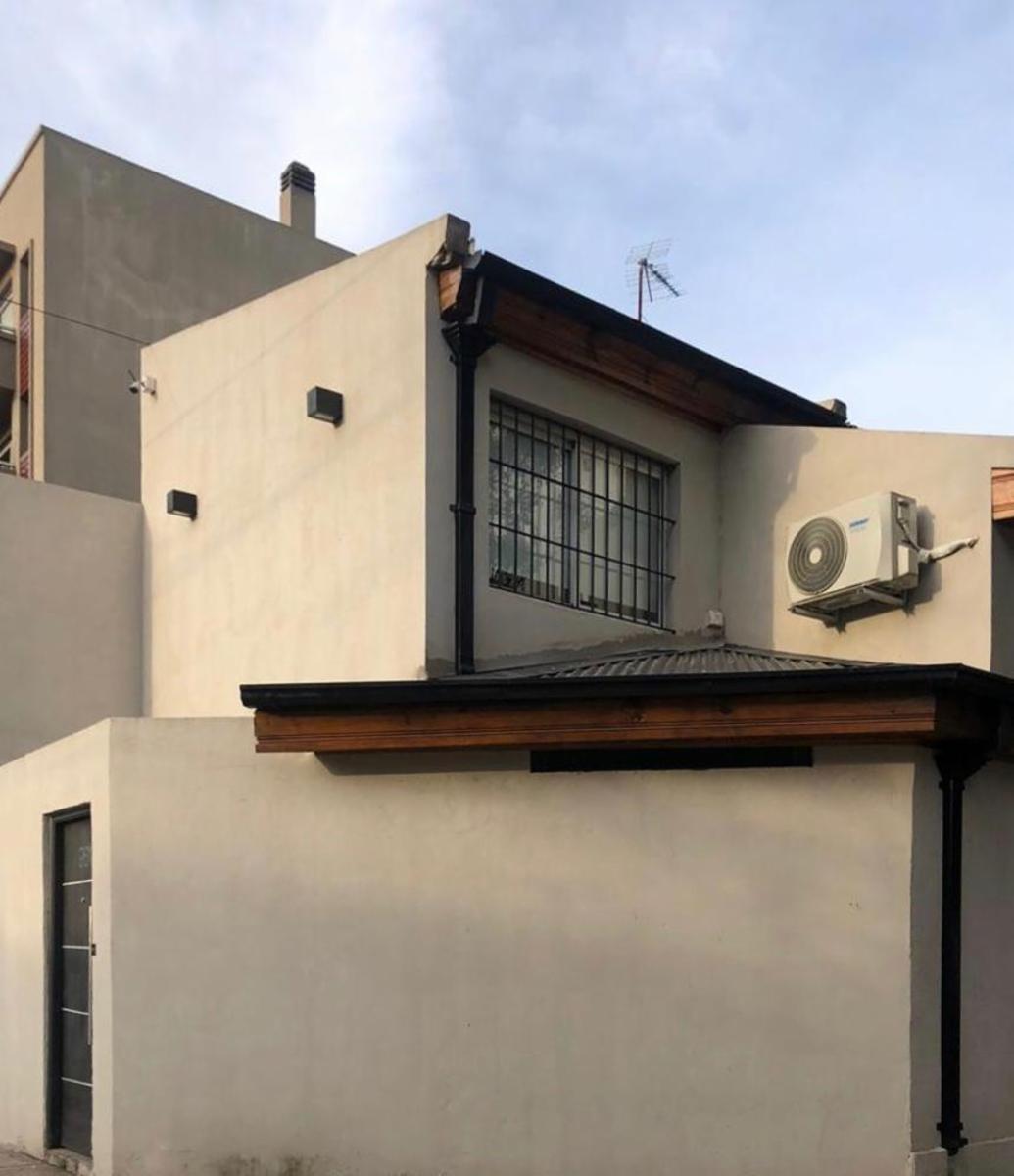 Ph en duplex en Castelar Centro - 2 Ambientes con Parrilla