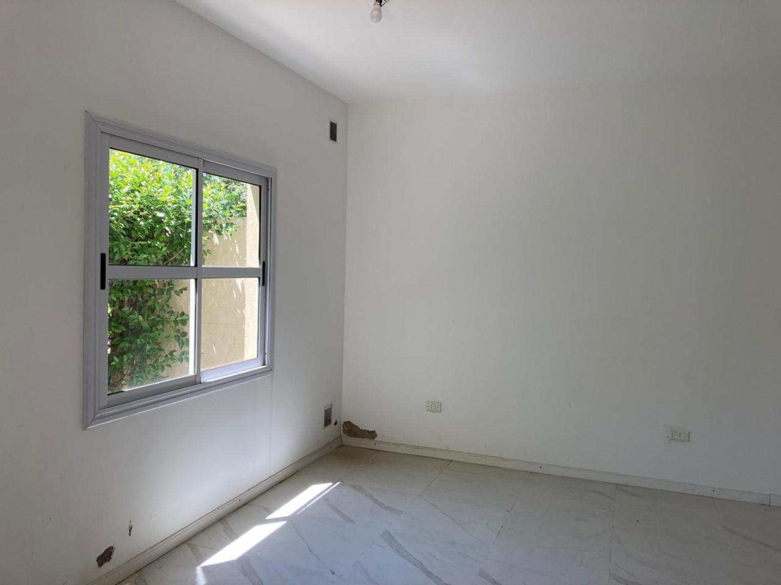 Casa 3 Ambientes. Parque Leloir — foto 4