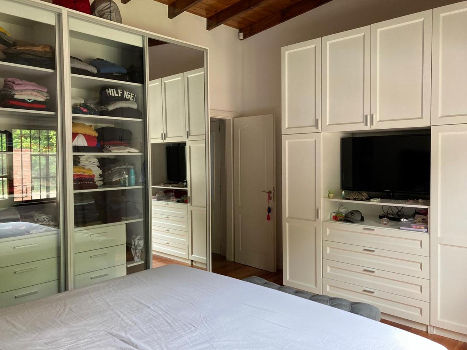 Casa de 3 Ambientes con Cochera y Fondo. Marcos Paz. a 1 Cuadra de La Ruta. — foto 10