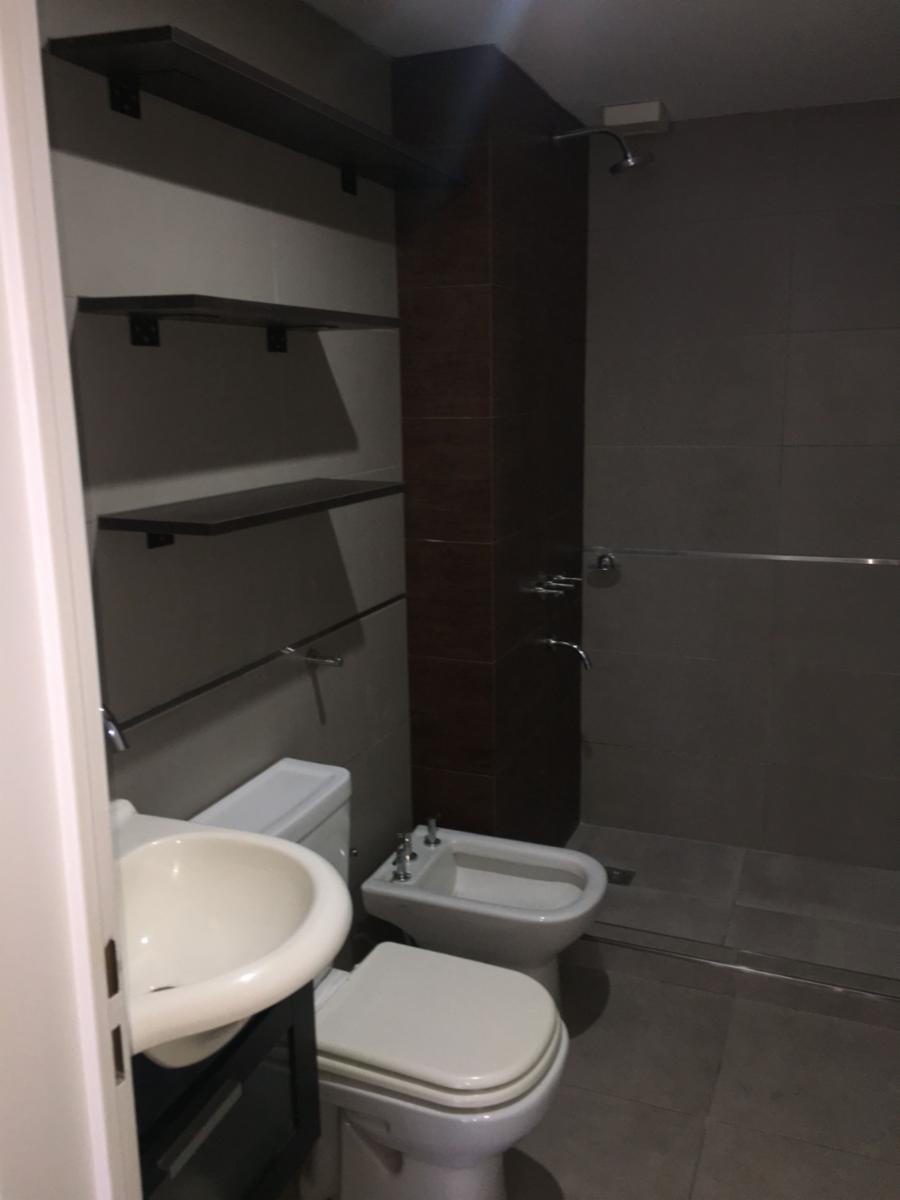 Departamento de dos ambientes con balcon - Moron centro. — foto 5
