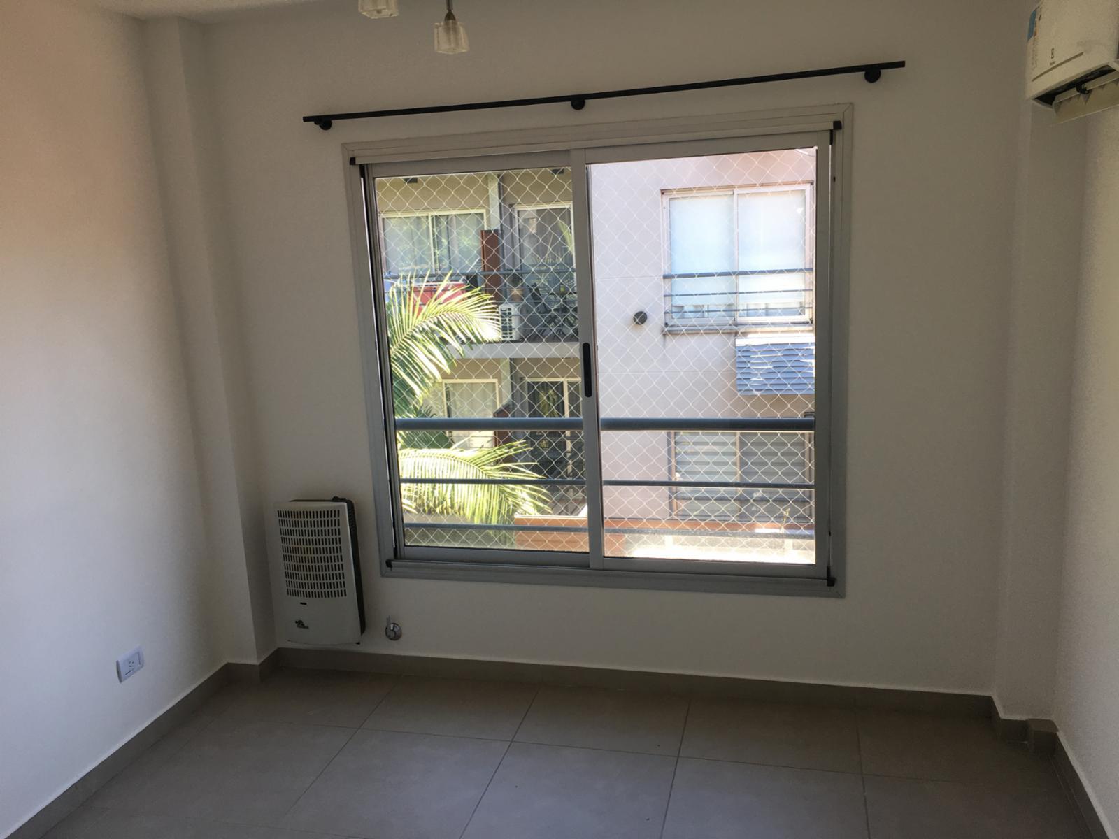 Departamento de dos ambientes con balcon - Moron centro. — foto 8