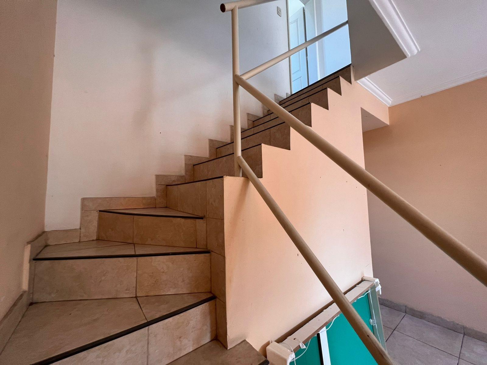 Duplex En Moron De Ambientes Amplios Y Luminosos Con Guardacoches Y Patio - Apto Credito Hipotecario - Se Escucha Oferta Razonable — foto 6