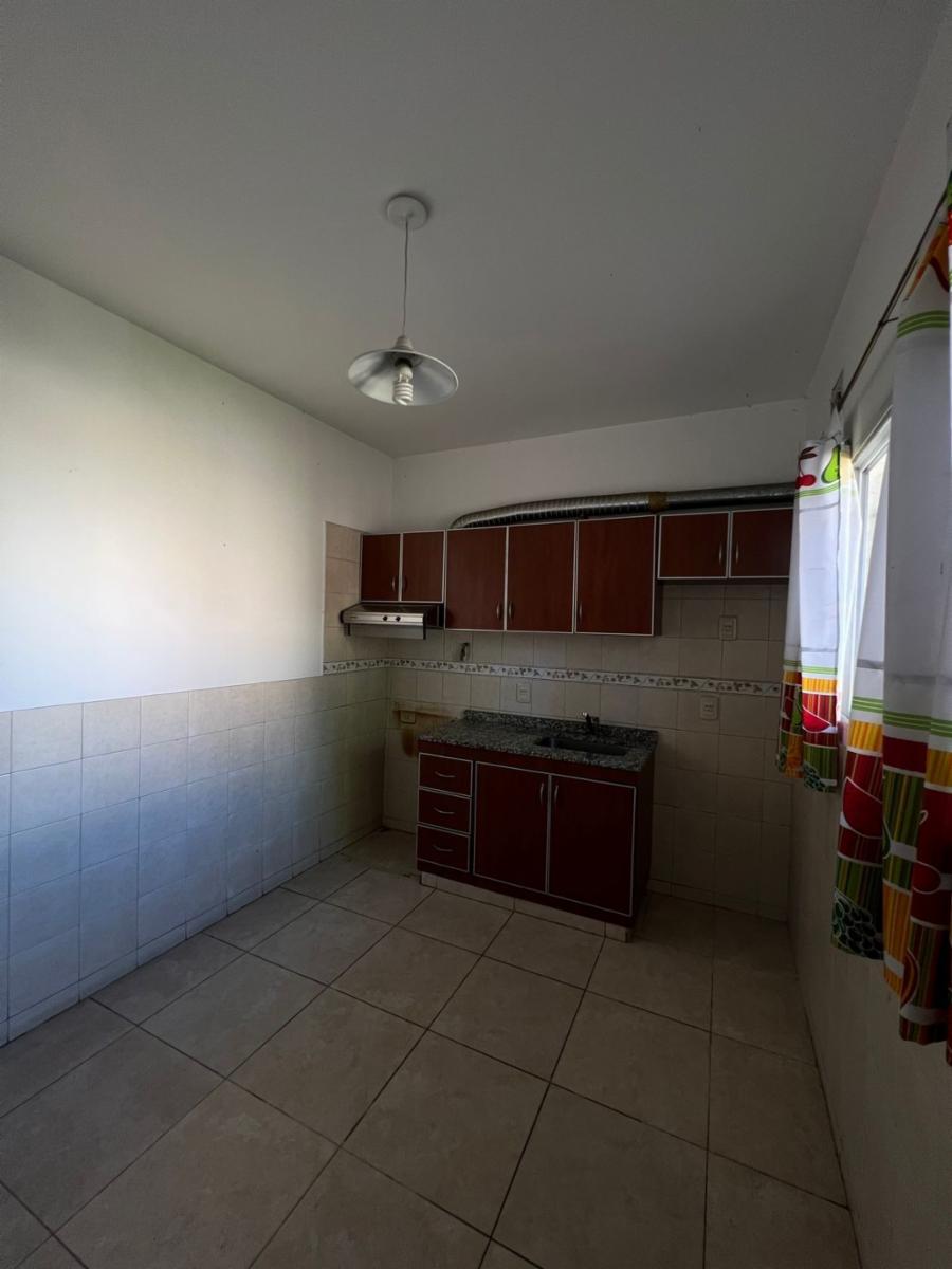 Duplex En Moron De Ambientes Amplios Y Luminosos Con Guardacoches Y Patio - Apto Credito Hipotecario - Se Escucha Oferta Razonable — foto 12