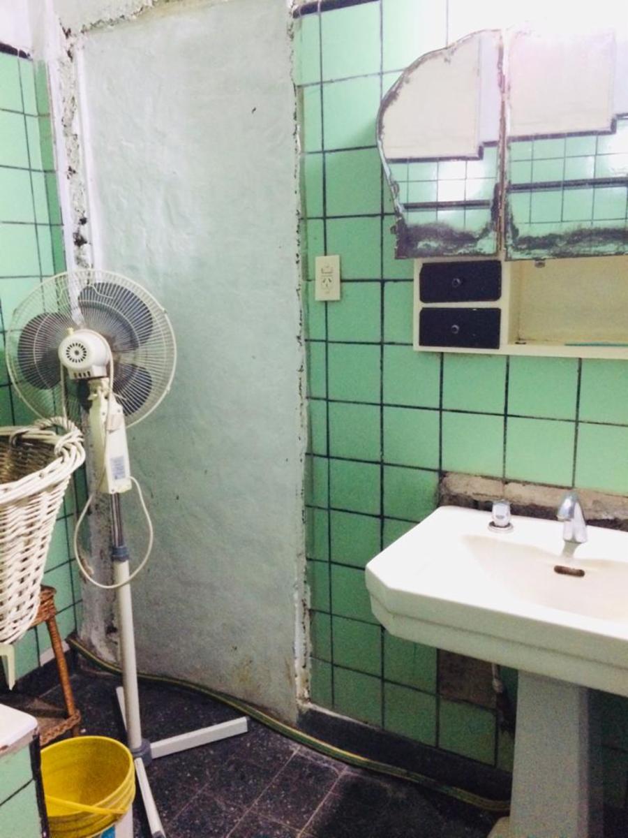 CASA AMERICANA DE 3 AMBIENTES A RECICLAR EN VENTA - VILLA LUZURIAGA — foto 5