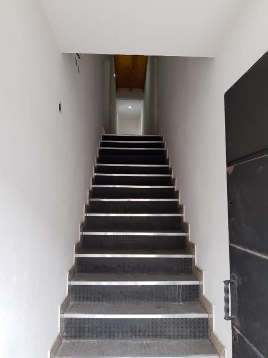 VENTA DE BLOCK - 6 DEPARTAMENTOS + GALPON DE 165 MTS2 - IDEAL INVERSOR - MORON NORTE — foto 3