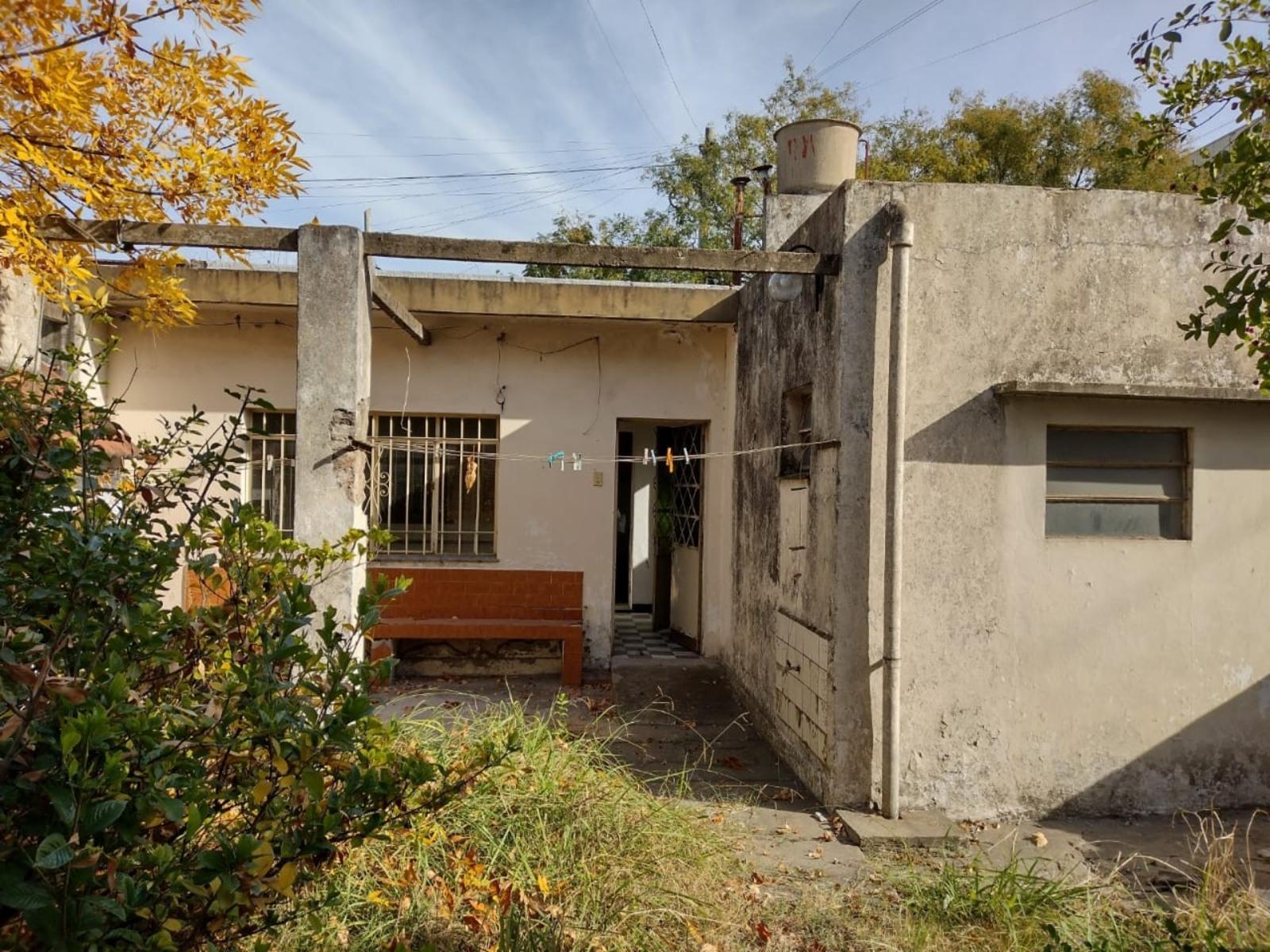 VENTA - CASA AMERICANA A RECICLAR - CASTELAR NORTE — foto 14