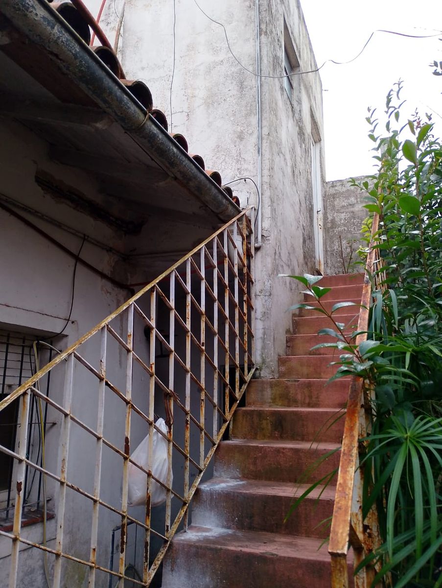 PERMUTA - CASA DE 2 AMBIENTES CON DEPARTAMENTOS EN VENTA - ITUZAINGO NORTE — foto 3