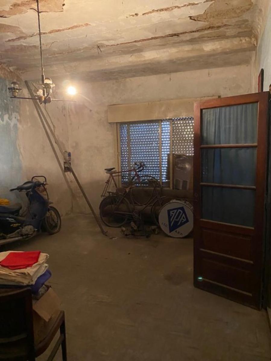 VENTA - CASA AMERICANA DE 3 AMBIENTES A RECICLAR - MORON — foto 3