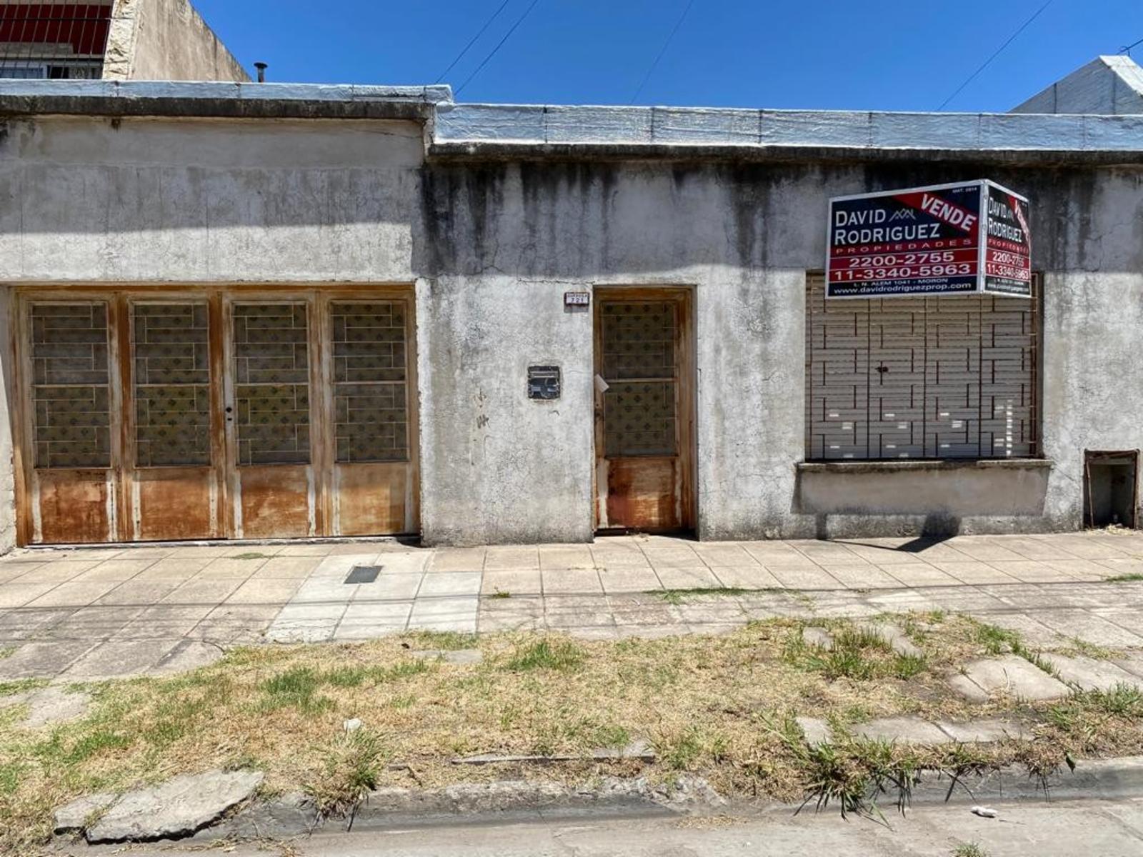 VENTA - CASA AMERICANA DE 3 AMBIENTES A RECICLAR - MORON — foto 6