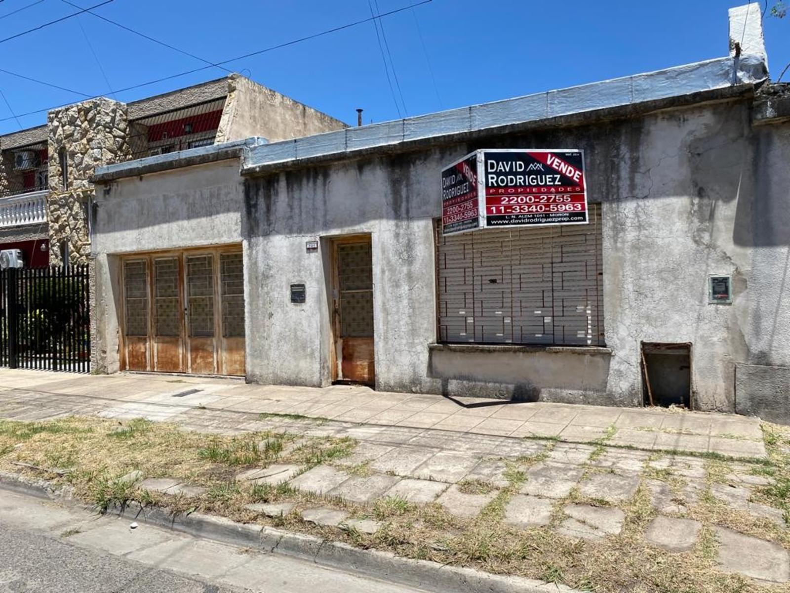 VENTA - CASA AMERICANA DE 3 AMBIENTES A RECICLAR - MORON — foto 7