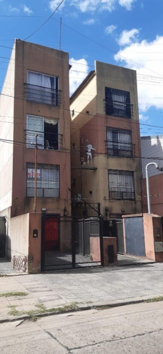 DEPARTAMENTO MONOAMBIENTE EN VENTA - MORON CENTRO