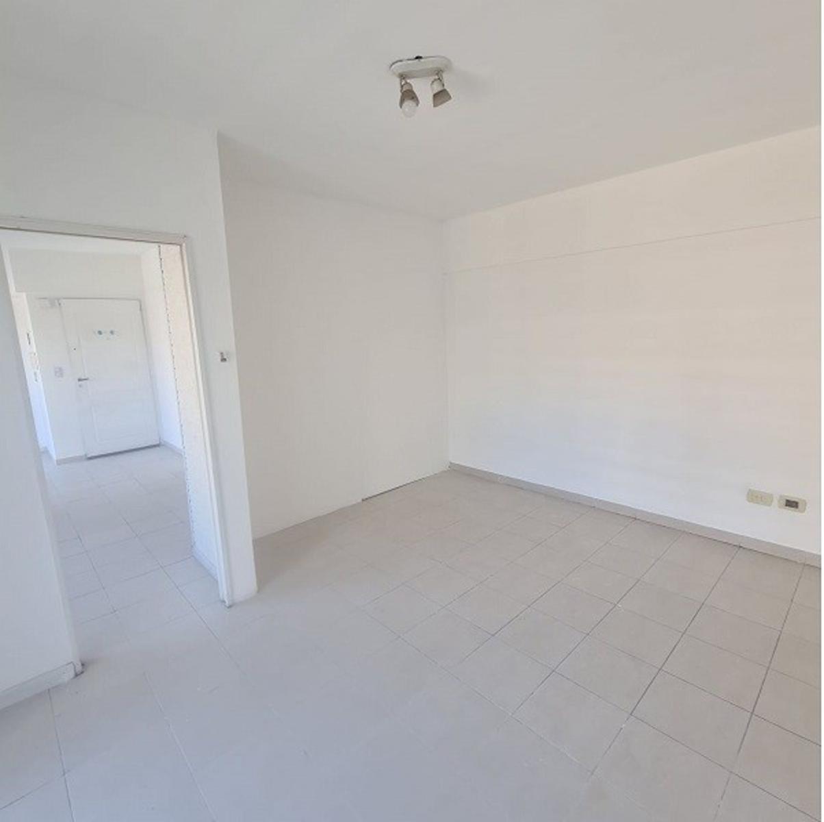 DEPARTAMENTO DE 2 AMBIENTES EN VENTA - MORON NORTE