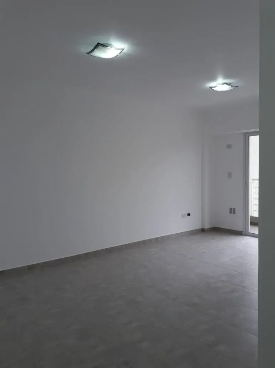 DEPARTAMENTO EN VENTA MORON CENTRO — foto 2