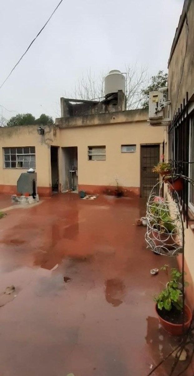 CHALET DE 3 AMBIENTES EN VENTA - ITUZAINGO NORTE — foto 2