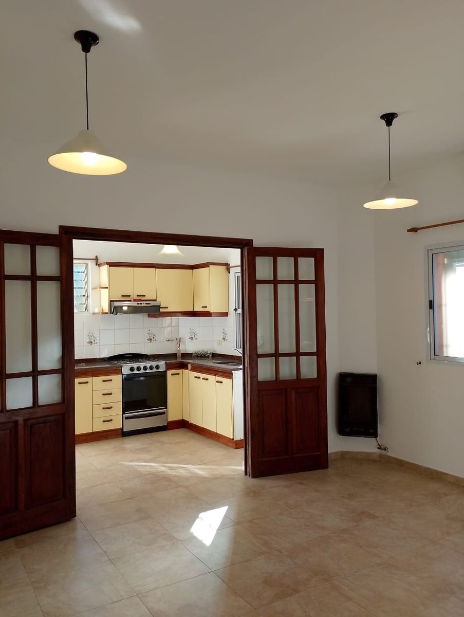 CASA PH 5 AMBIENTES EN CASTELAR NORTE — foto 10