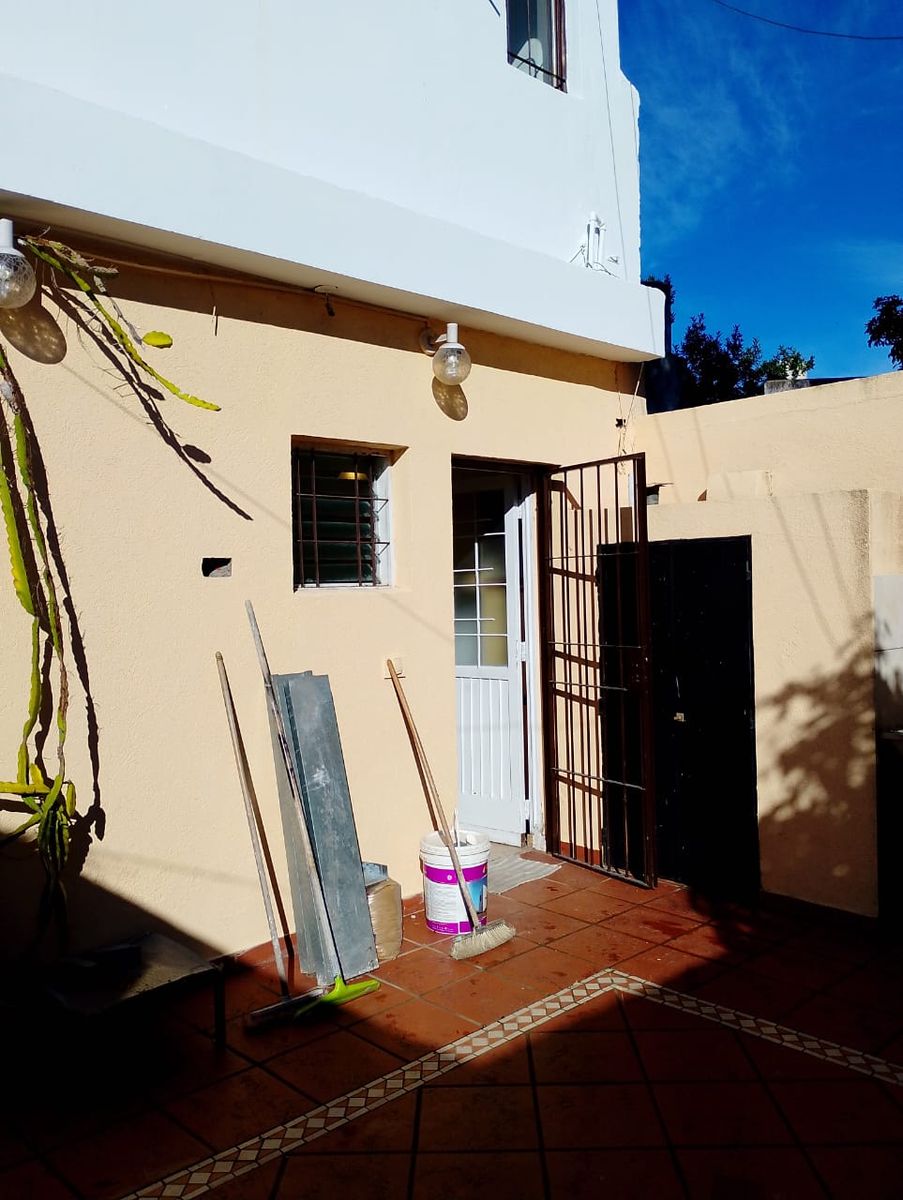 CASA PH 5 AMBIENTES EN CASTELAR NORTE — foto 14