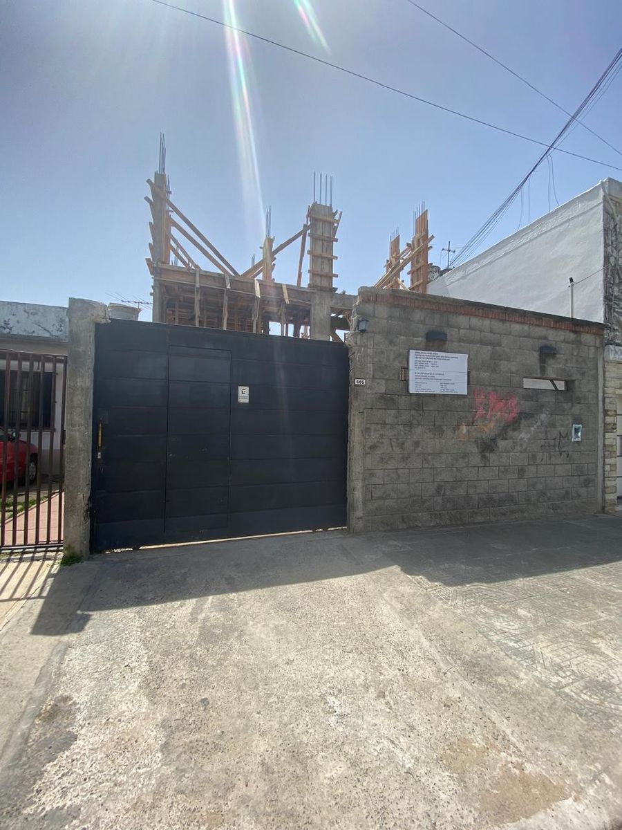 MORON PRE VENTA DE DEPARTAMENTO DE 2 AMBIENTES EN VENTA — foto 2