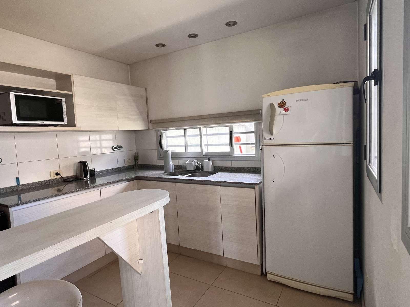EXCELENTE CASA MINIMALISTA EN ITUZAINGO NORTE — foto 6