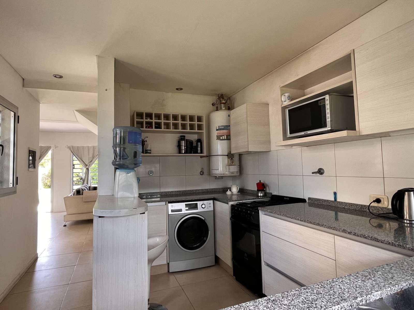 EXCELENTE CASA MINIMALISTA EN ITUZAINGO NORTE — foto 7