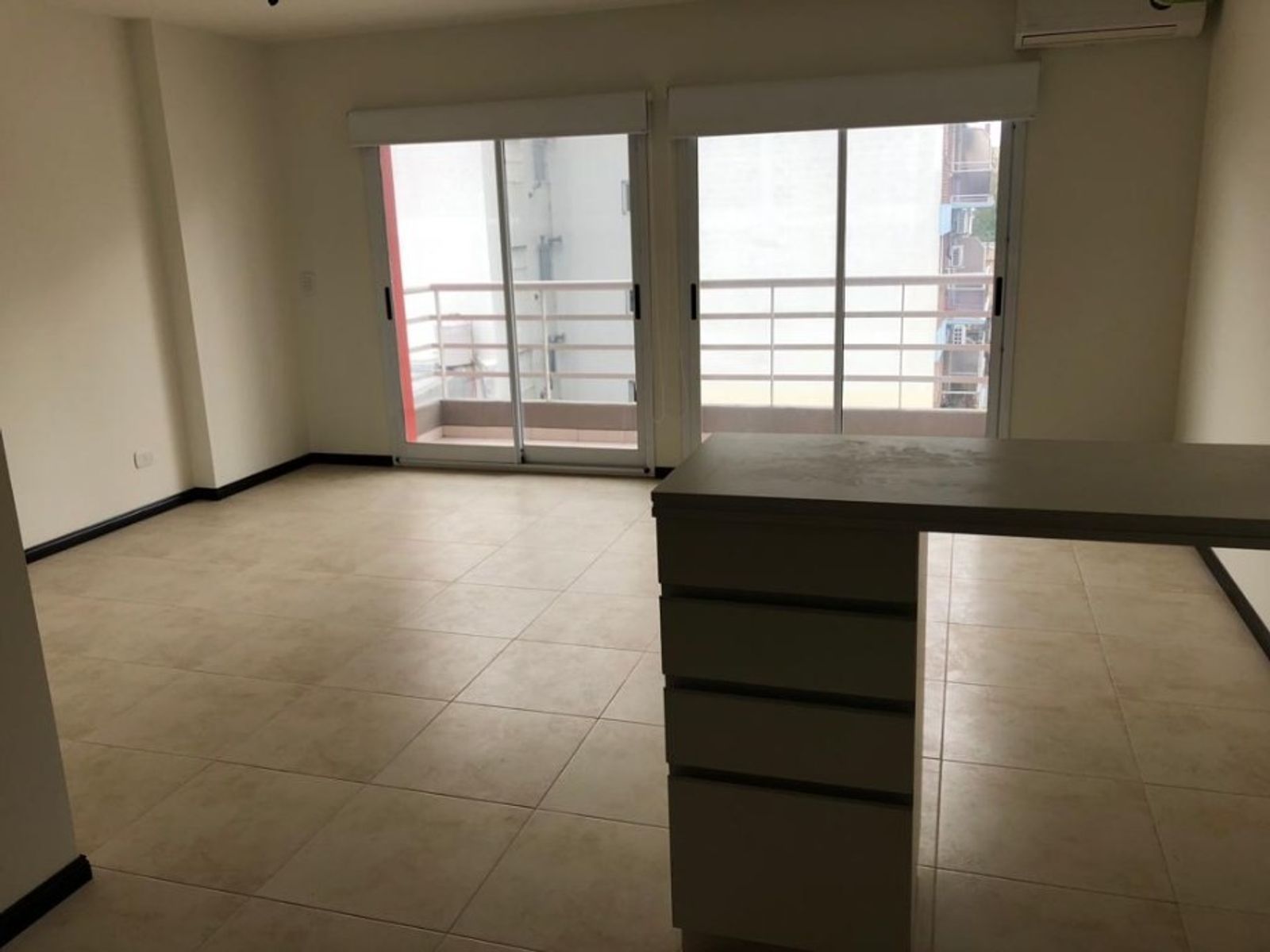 EXCELENTE DEPARTAMENTO MONOAMBIENTE CON COCHERA — foto 7