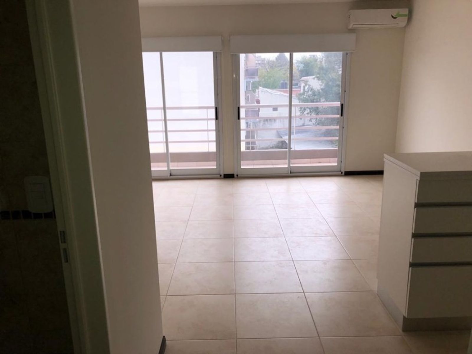 EXCELENTE DEPARTAMENTO MONOAMBIENTE CON COCHERA — foto 8