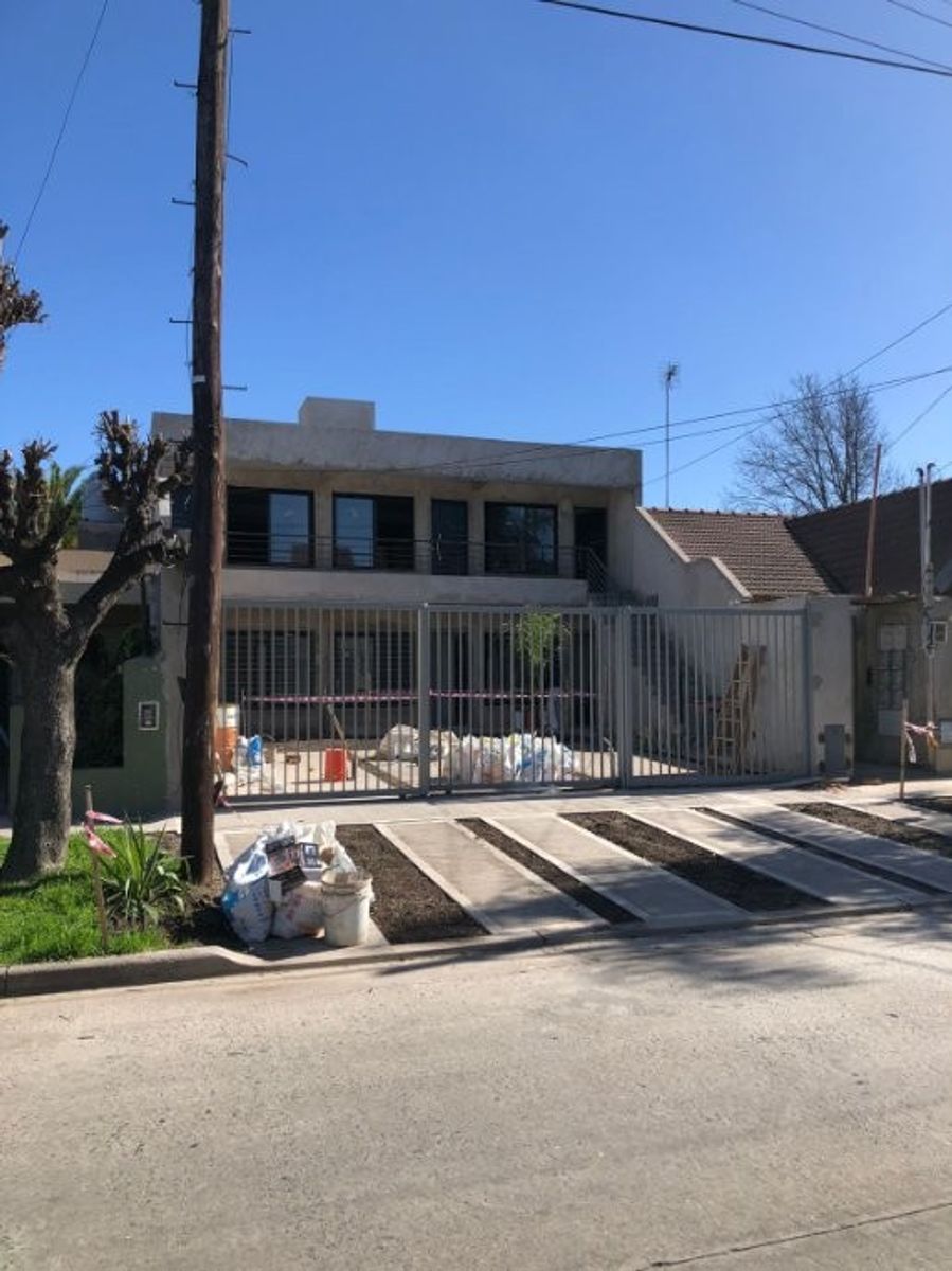 PRE VENTA DE DEPARTAMENTOS DE 2 AMBIENTES Y 3 AMBIENTES