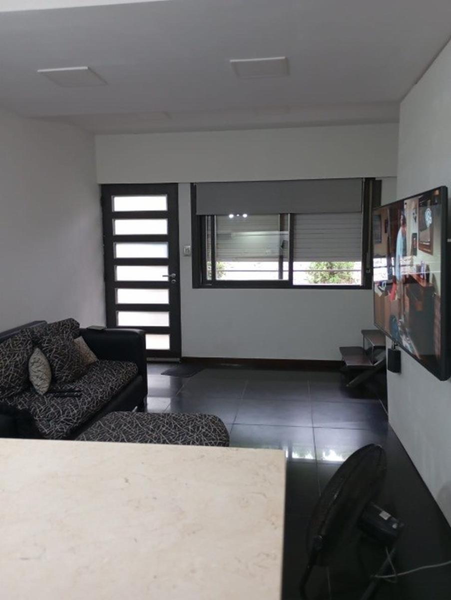 CASA PH DE 3 AMBIENTES EN DOS PLANTAS