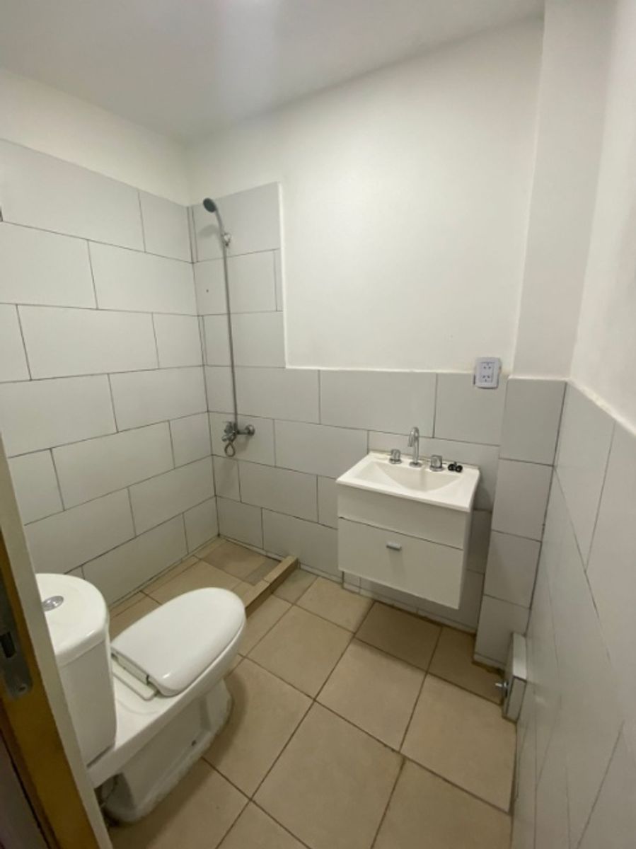 DEPARTAMENTO DE 2 AMBIENTES EN ALQUILER - 4