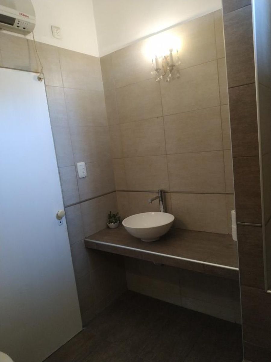 CASA DE 4 AMBIENTES EN VENTA — foto 10