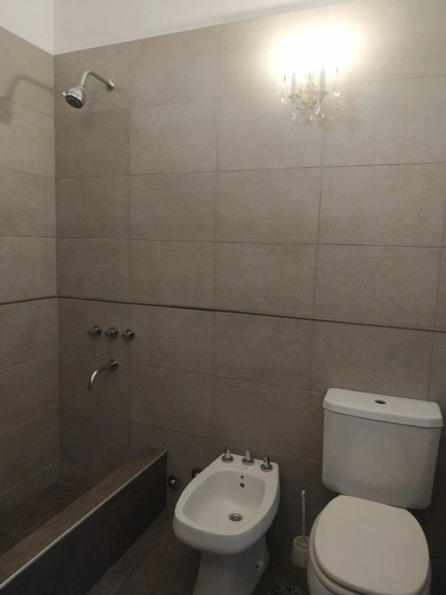 CASA DE 4 AMBIENTES EN VENTA — foto 11