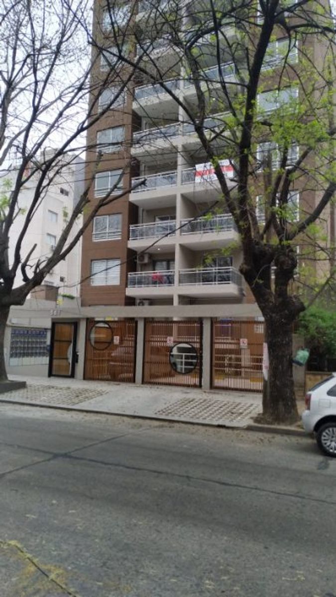 DEPARTAMENTO DE 2 AMBIENTES CON BALCON — foto 2