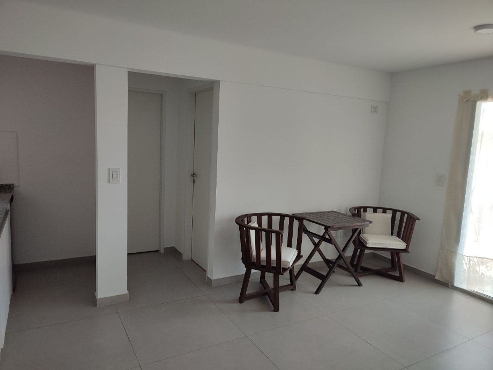 DEPARTAMENTO DE 2 AMBIENTES CON BALCON — foto 3