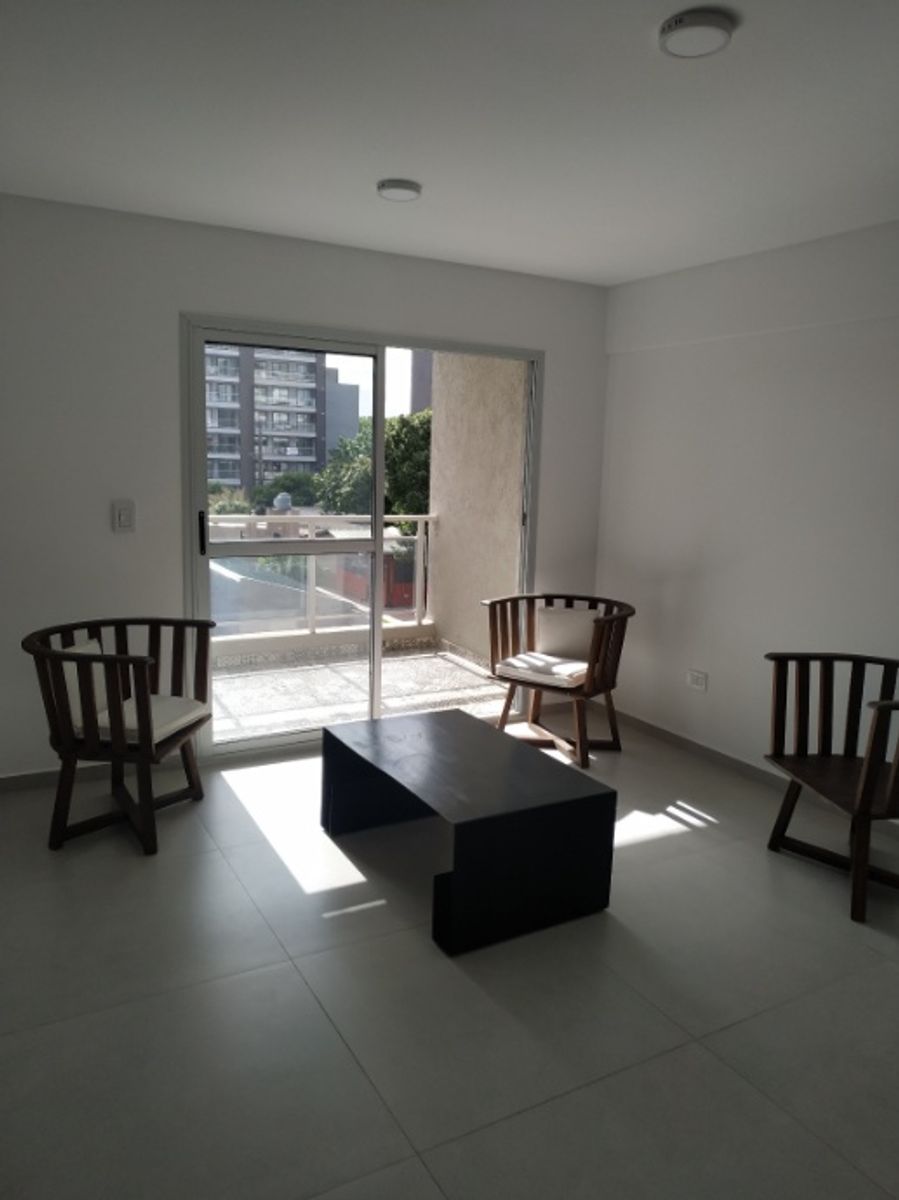 DEPARTAMENTO DE 2 AMBIENTES CON BALCON — foto 6
