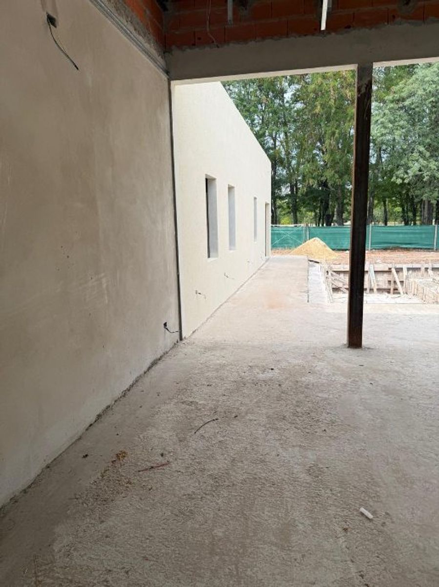 CASA DE CATEGORIA DE 5 AMBIENTES A ESTRENAR — foto 4