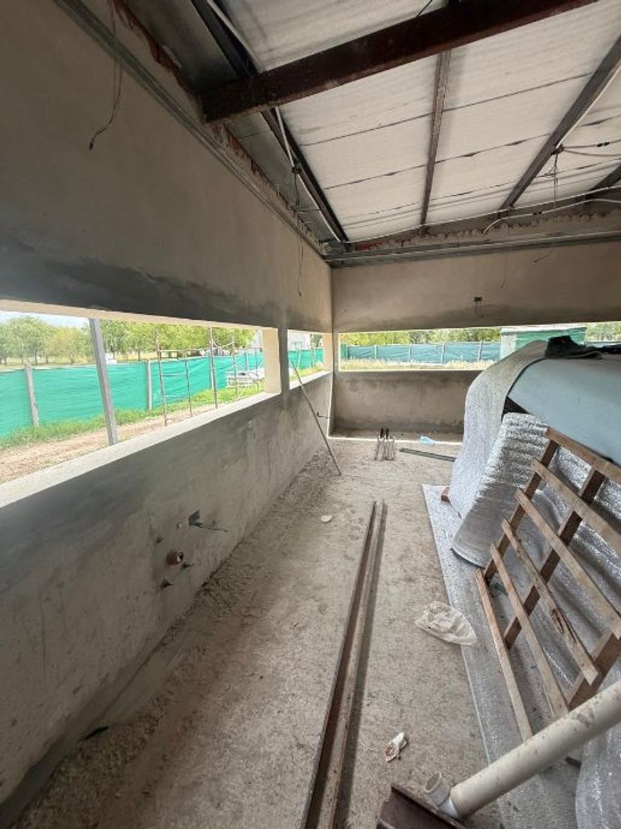 CASA DE CATEGORIA DE 5 AMBIENTES A ESTRENAR — foto 7