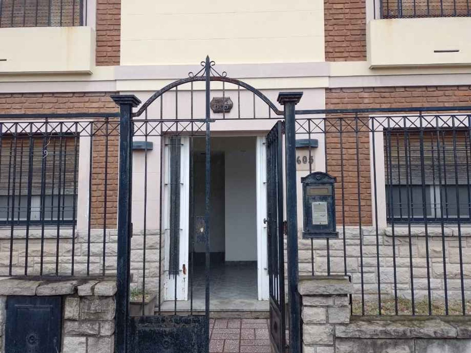 DEPARTAMENTO DE 2 AMBIENTES EN ALQUILER
