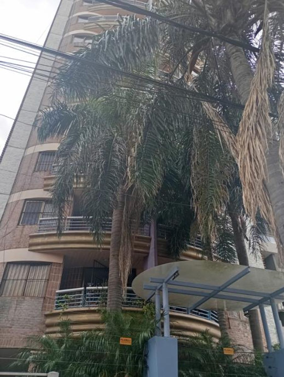 DEPARTAMENTO DE 2 AMBIENTES CON BALCON EN VENTA