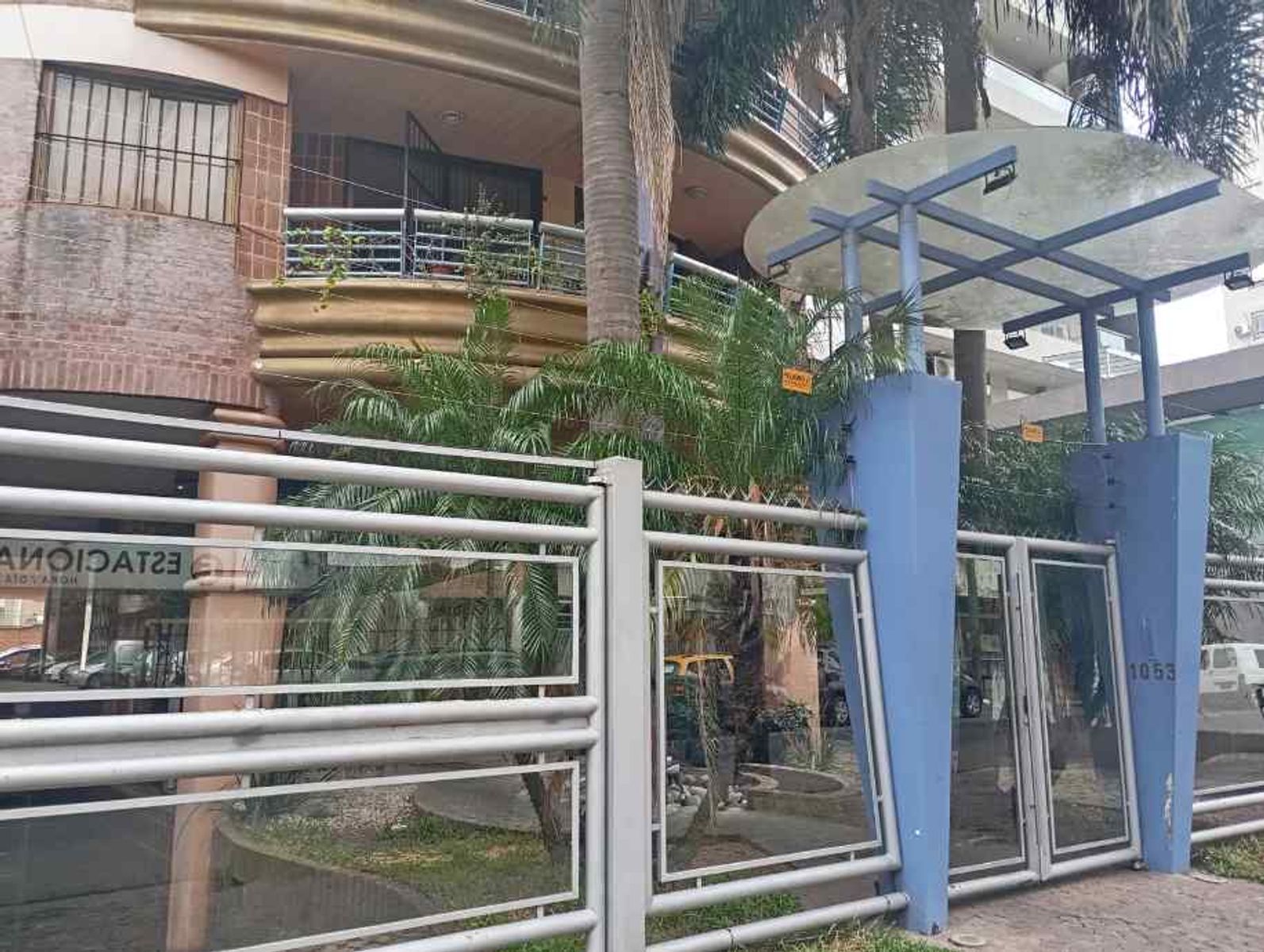 DEPARTAMENTO DE 2 AMBIENTES CON BALCON EN VENTA — foto 2