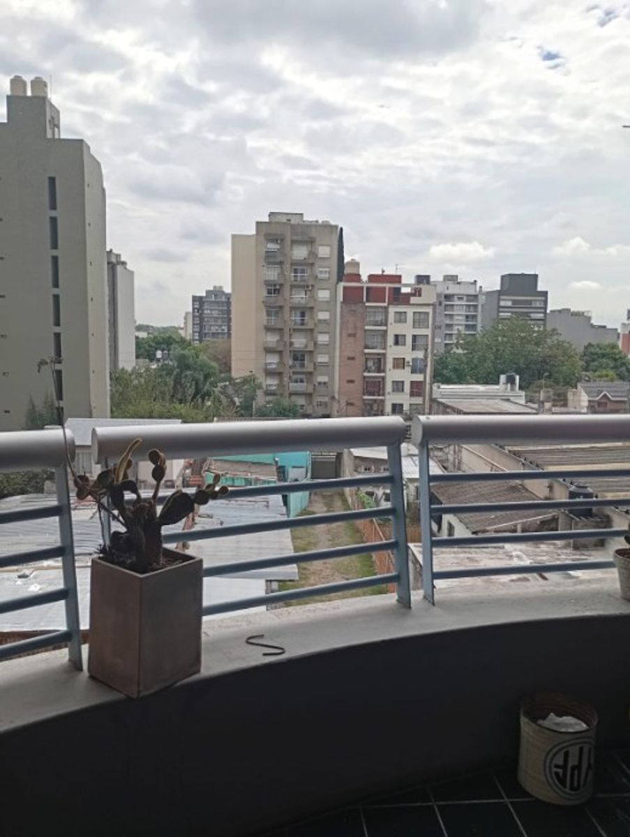 DEPARTAMENTO DE 2 AMBIENTES CON BALCON EN VENTA — foto 12