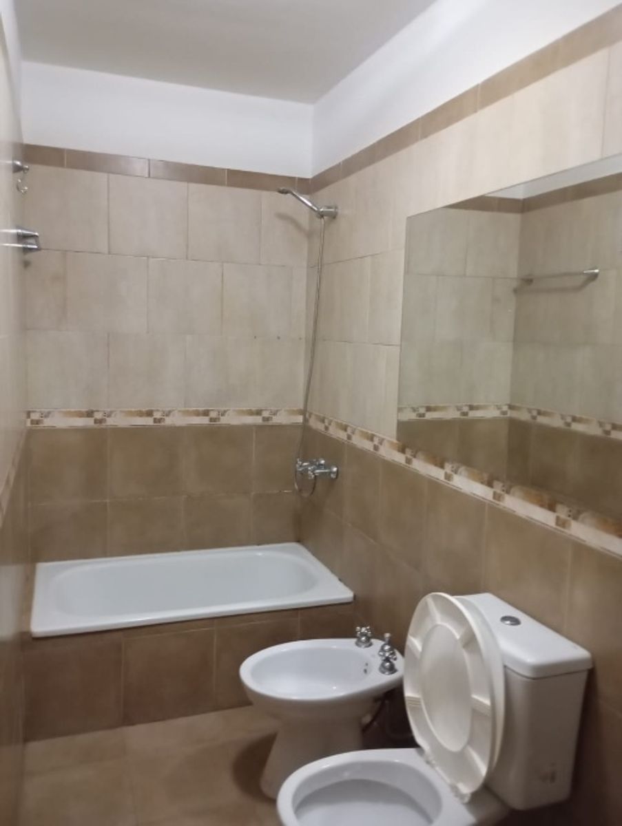DEPARTAMENTO DE 2 AMBIENTES EN VENTA — foto 9