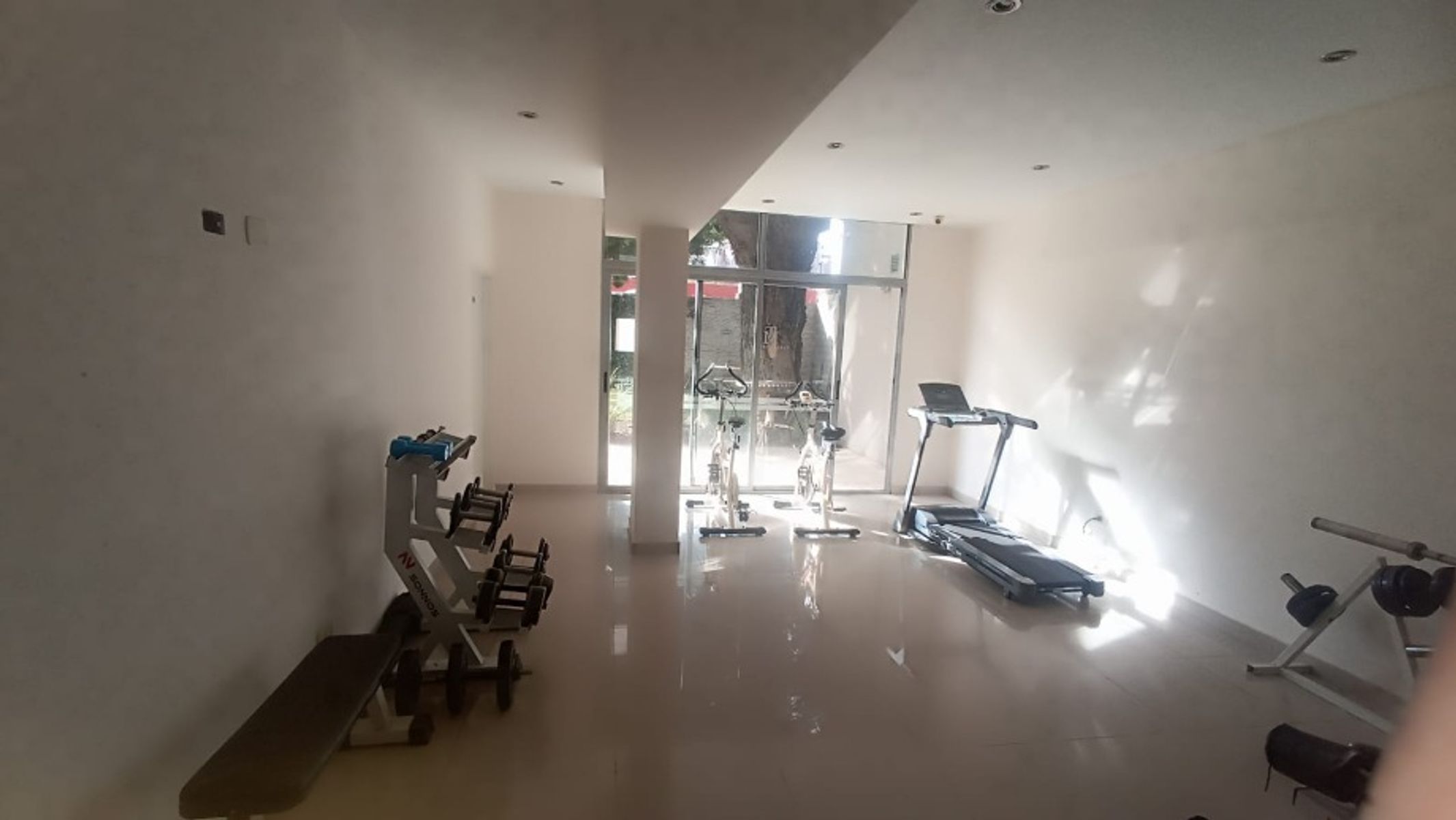EXCELENTE DEPARTAMENTO MONOAMBIENTE FRENTE - 18