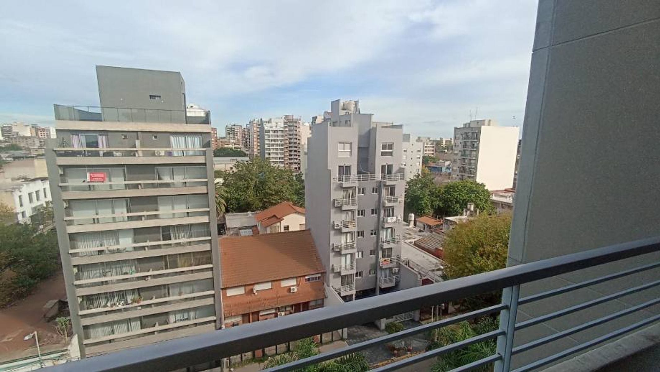 EXCELENTE DEPARTAMENTO MONOAMBIENTE FRENTE - 22