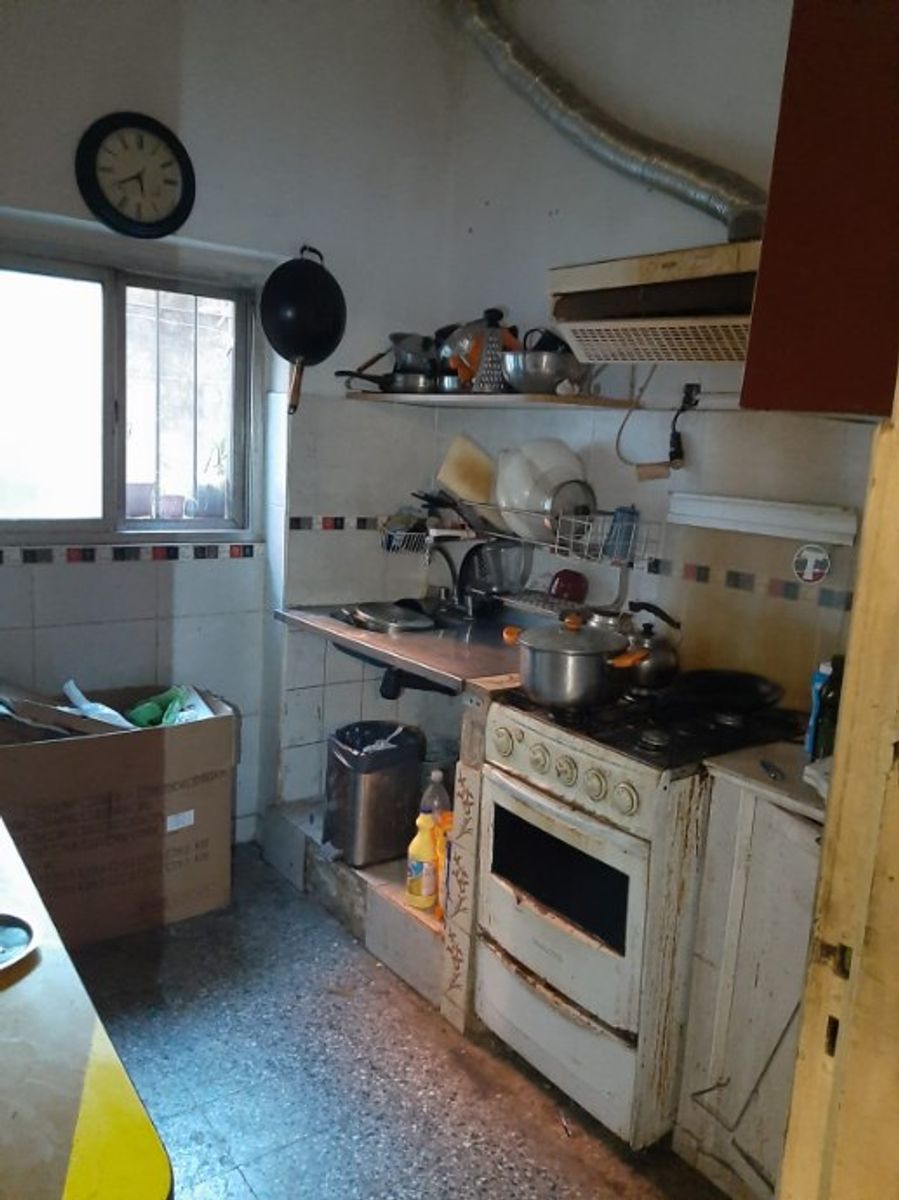 CASA PH DE 3 AMBIENTES CON PATIO - 2