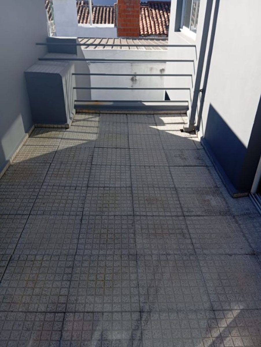 HERMOSO PH DE 4 AMBIENTES A ESTRENAR EN MORON NORTE - 24