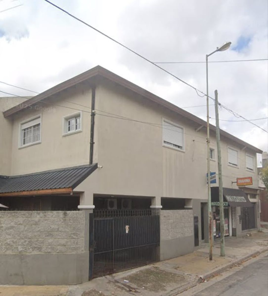 DEPARTAMENTO PH DE 3 AMBIENTES AL FRENTE CON VISTA A DONATO ALVAREZ Y FALUCHO PRIMER PISO POR ESCALERA - 3