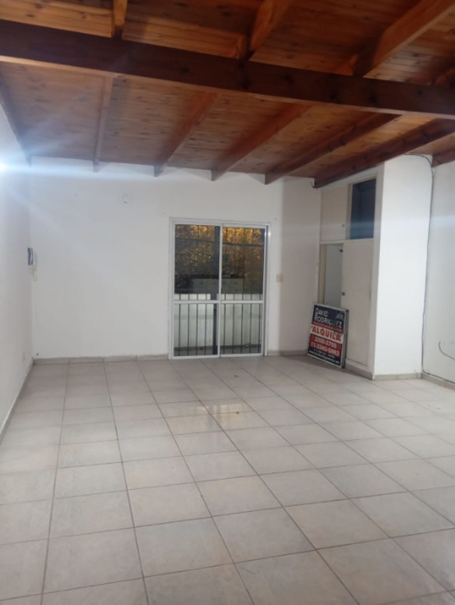 L. M. Campos 932 1° FTE - 2