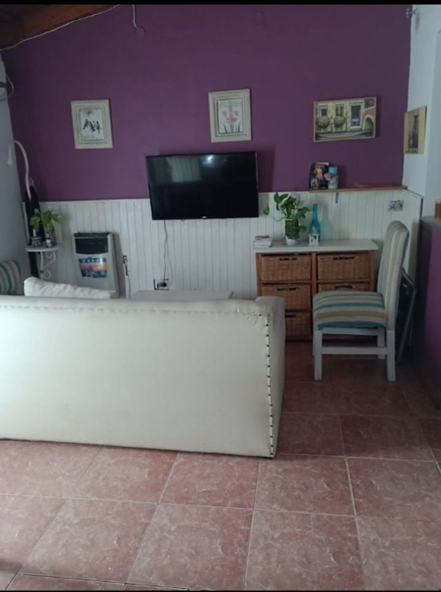 EXCELENTE CHALET DE 4 AMBIENTES EN UNA SOLA PLANTA - 6
